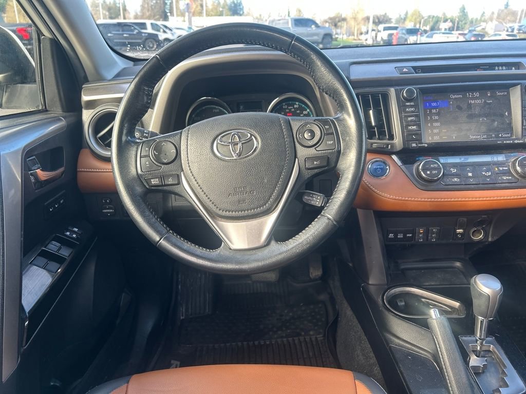 Used 2018 Toyota RAV4 Limited image 8