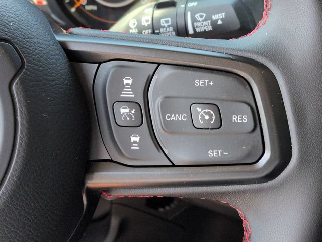 Used 2024 Jeep Wrangler Unlimited Rubicon w/ Convenience Group AWD/4WD image 31