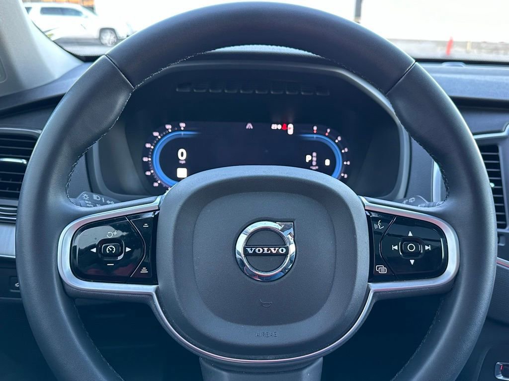 Used 2023 Volvo XC90 B5 Core w/ Protection Package Premier image 29