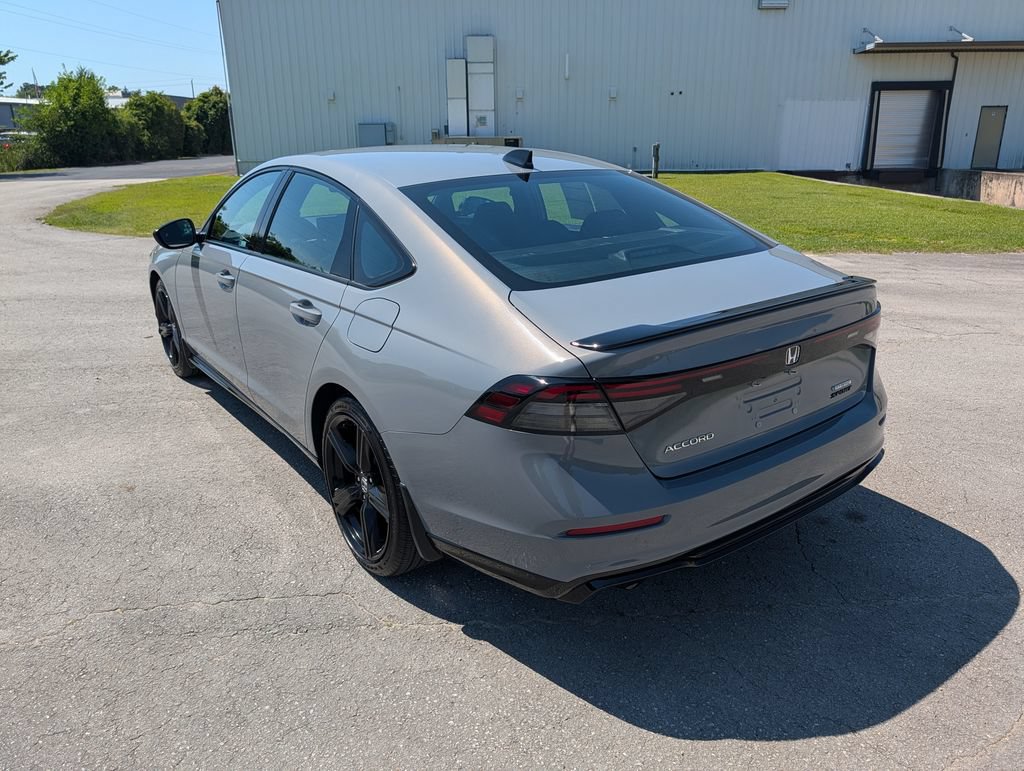 Used 2025 Honda Accord Sport image 4