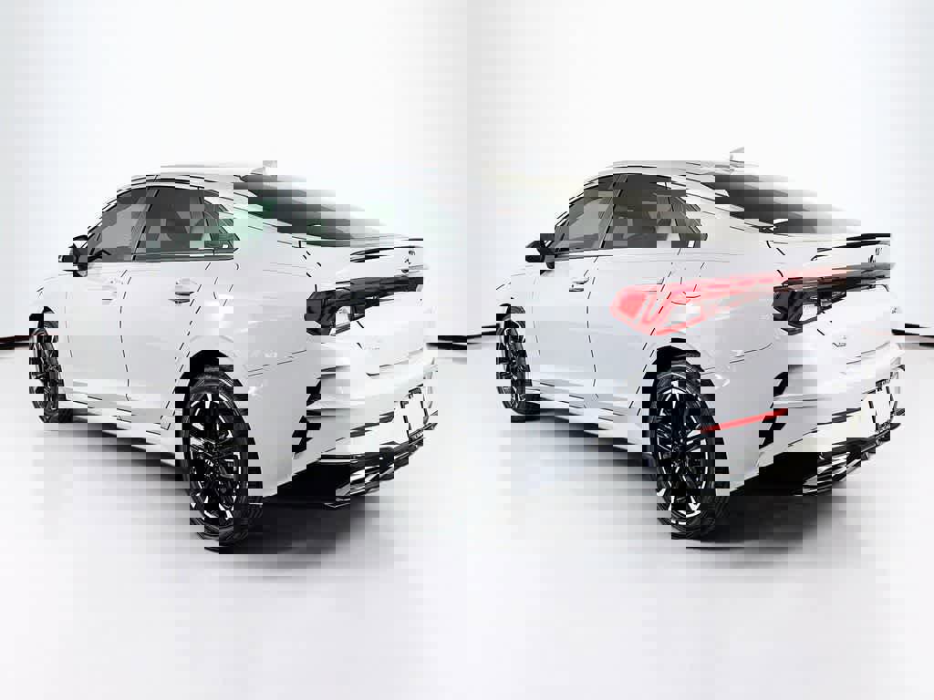 Used 2021 Kia K5 GT-Line image 3