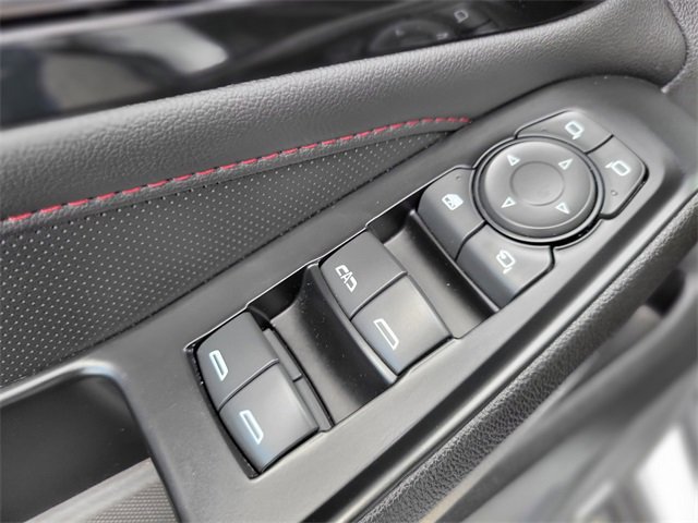 Used 2022 Chevrolet Traverse RS image 7