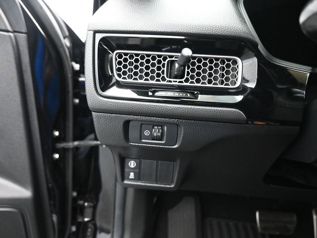 Used 2024 Honda Civic Sport image 11