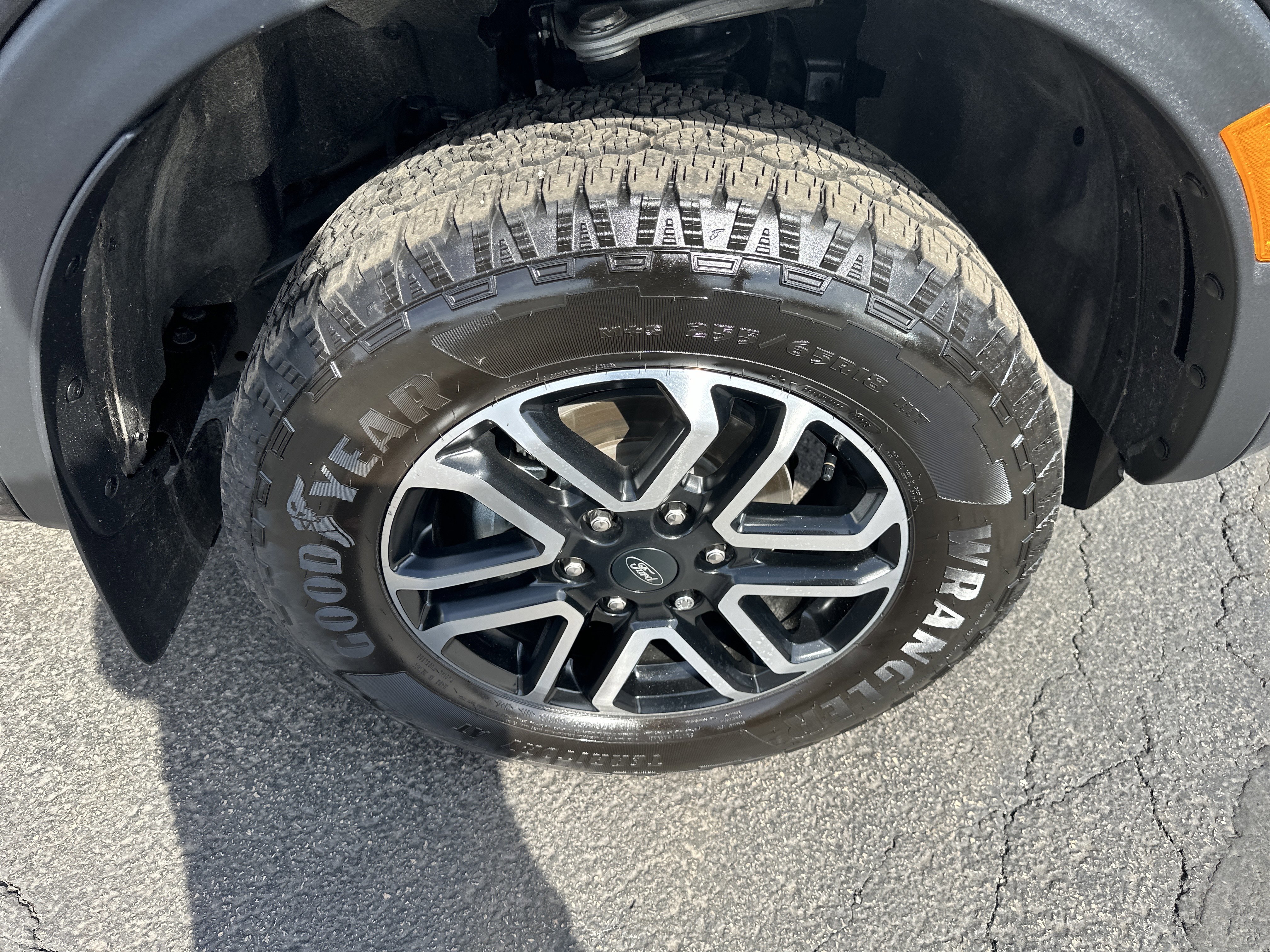 Certified 2025 Ford Ranger Lariat w/ Trailer Tow Package image 24