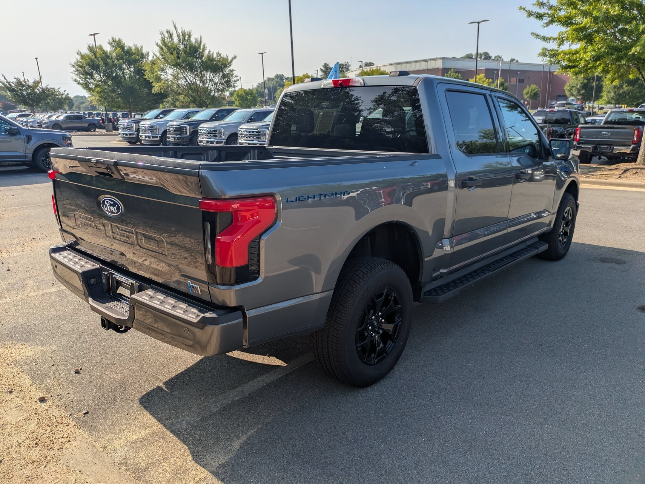 Certified 2025 Ford F150 Lightning XLT w/ Max Trailer Tow Package AWD/4WD image 4