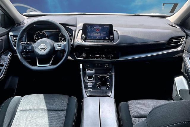 Used 2024 Nissan Rogue SV FWD image 14