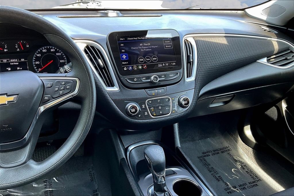 Used 2023 Chevrolet Malibu LT FWD image 11
