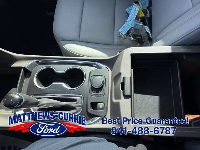 Used 2020 Chevrolet Traverse LT w/ LT Premium Package FWD image 23