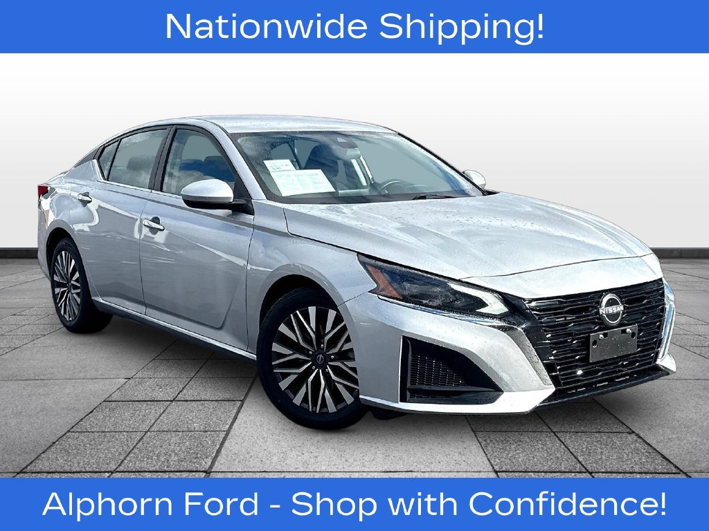 Used 2023 Nissan Altima 2.5 SV