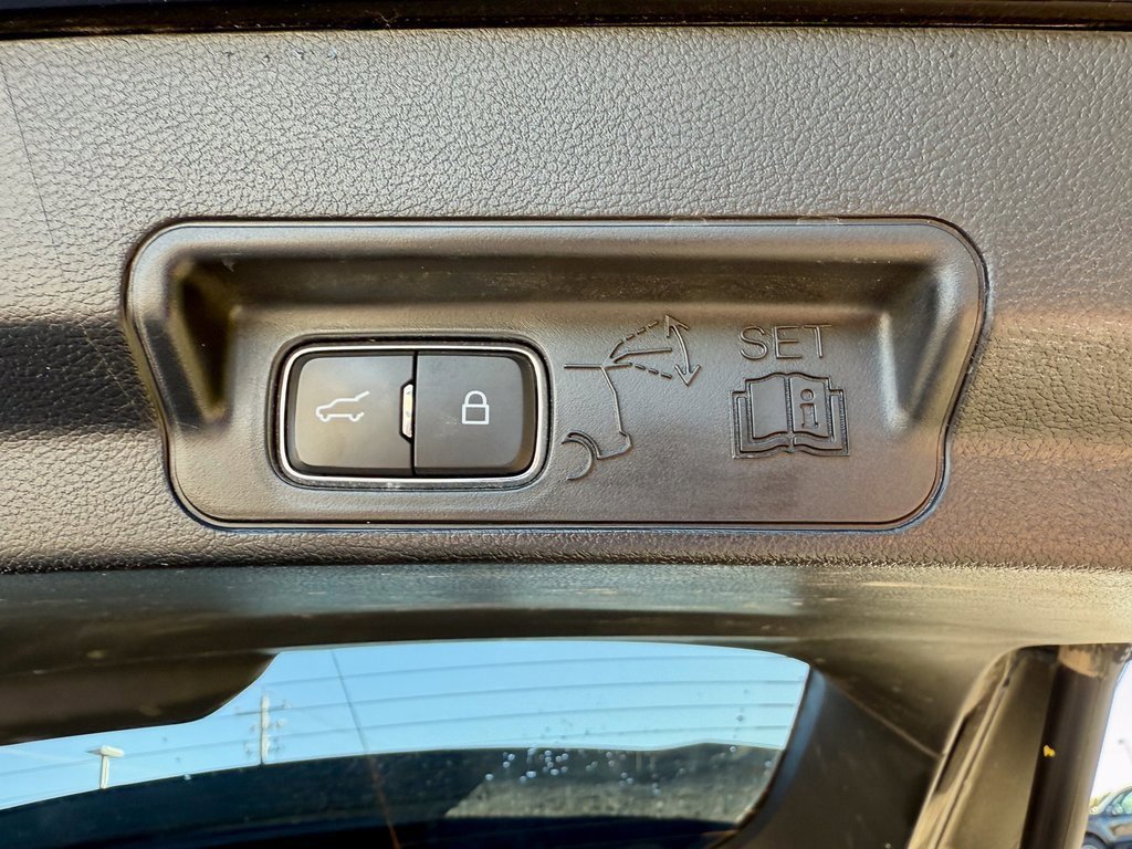 Certified 2020 Ford Explorer ST w/ ST Street Pack image 16