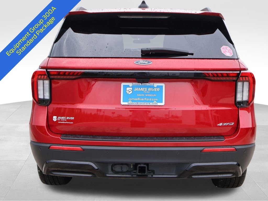Certified 2025 Ford Explorer ST-Line AWD/4WD image 4