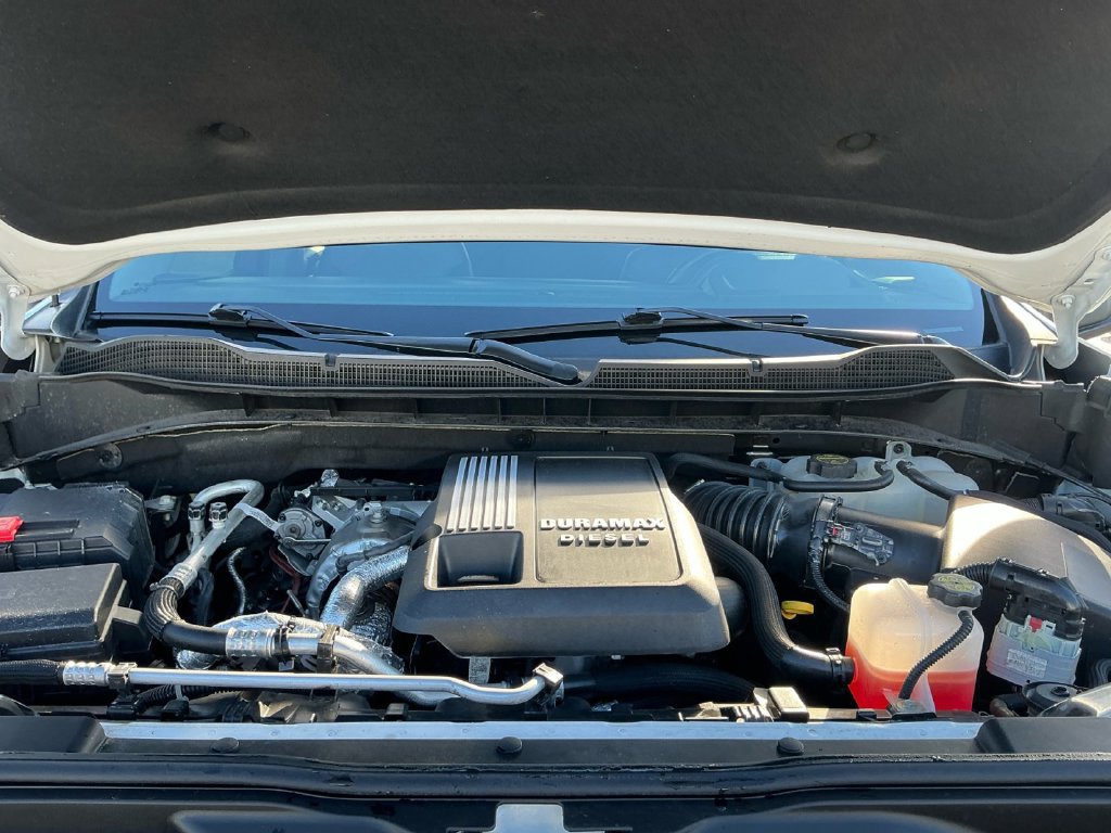 Used 2025 Chevrolet Silverado 1500 LT Trail Boss w/ Convenience Package II AWD/4WD image 25