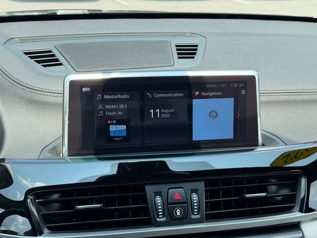 Used 2022 BMW X1 xDrive28i AWD/4WD image 5