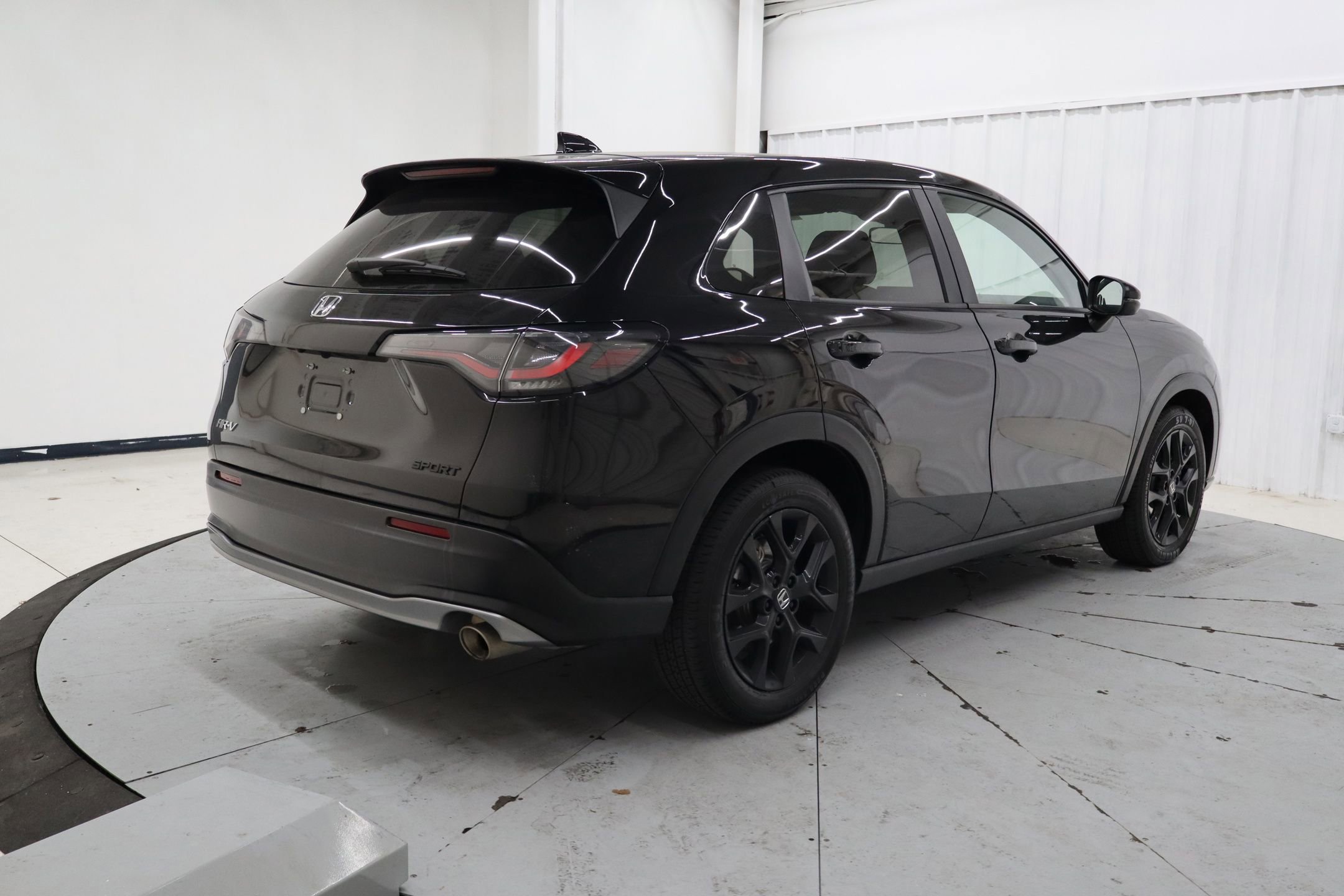 Used 2023 Honda HR-V Sport image 7