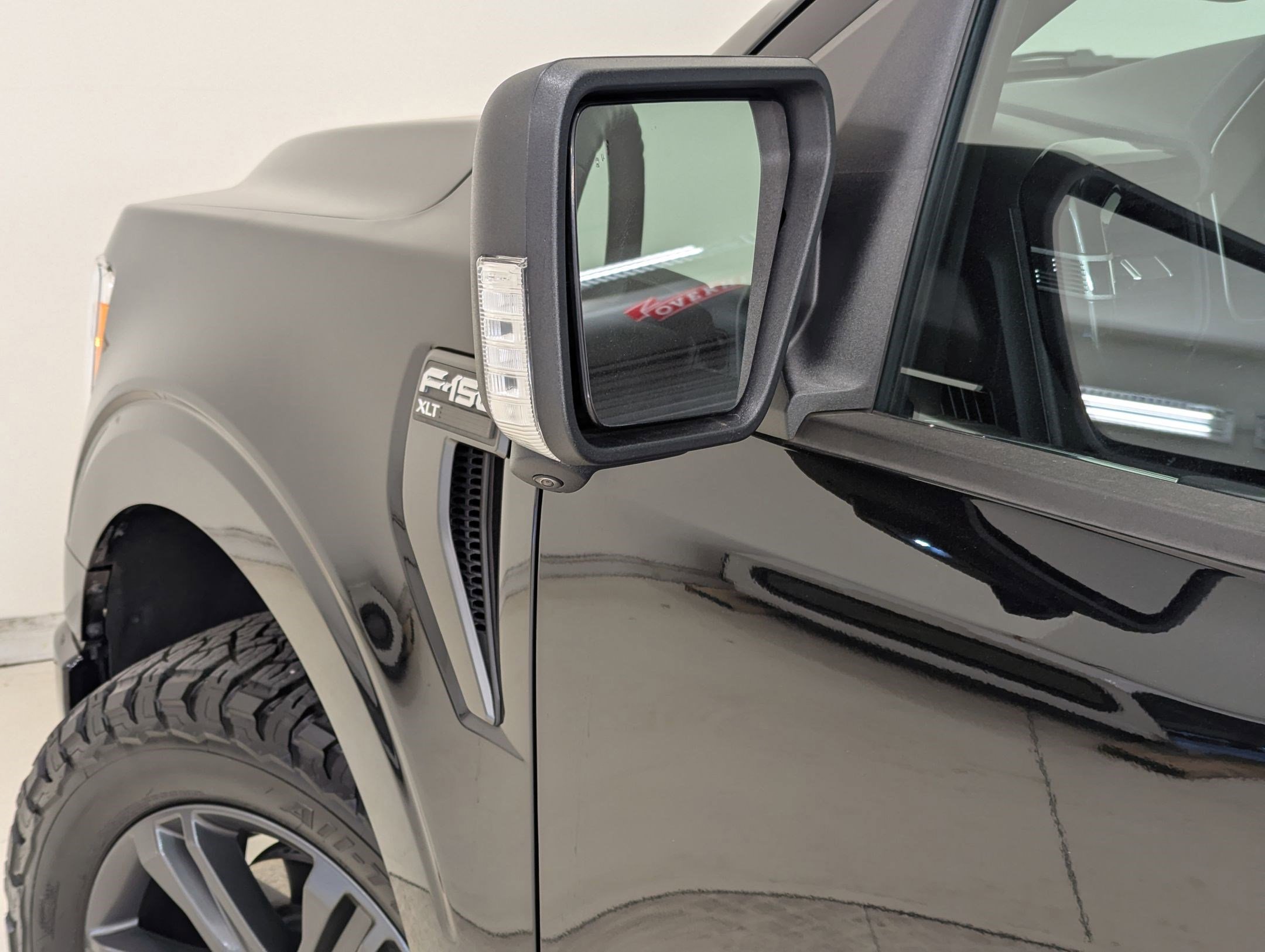 Certified 2023 Ford F150 XLT w/ Equipment Group 302A High image 27