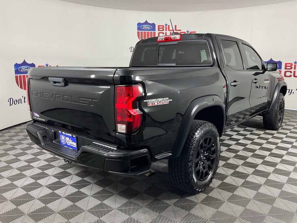 Used 2023 Chevrolet Colorado Trail Boss AWD/4WD image 3
