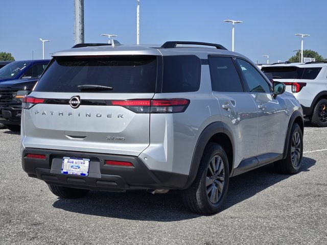 Used 2022 Nissan Pathfinder SV AWD/4WD image 7