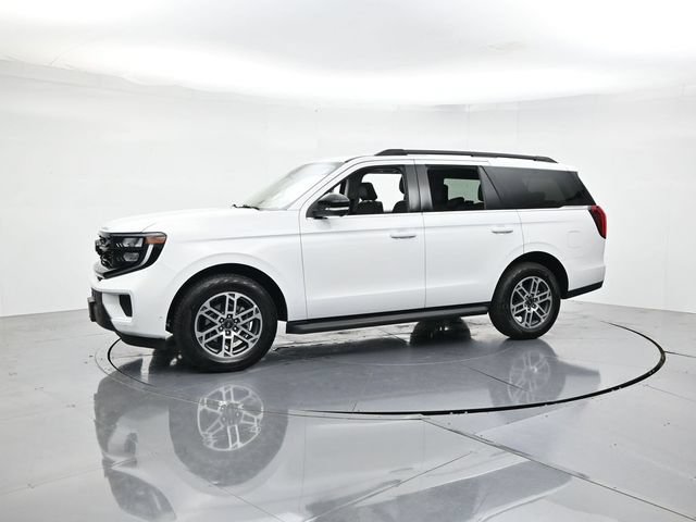 Certified 2025 Ford Expedition Active AWD/4WD image 5