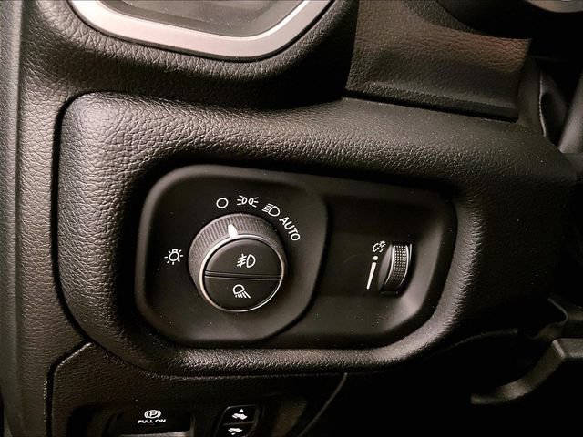 Used 2022 RAM 1500 Big Horn AWD/4WD image 30