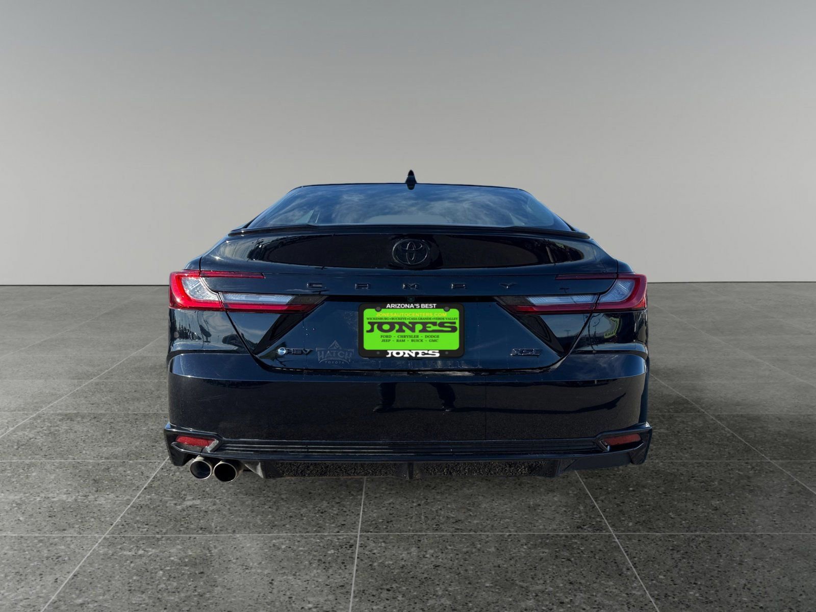 Used 2025 Toyota Camry XSE w/ Premium Package image 3