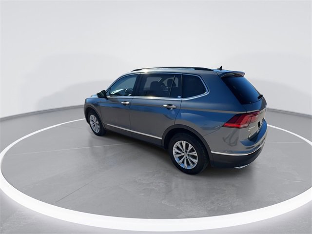 Used 2018 Volkswagen Tiguan SE w/ Panoramic Sunroof Package image 7