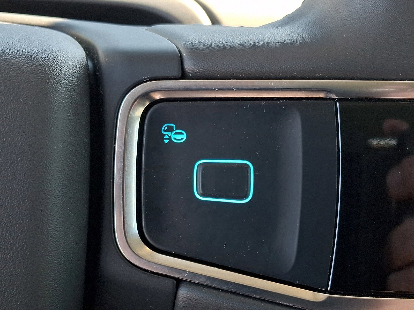 Certified 2025 Ford Expedition Max Active image 20