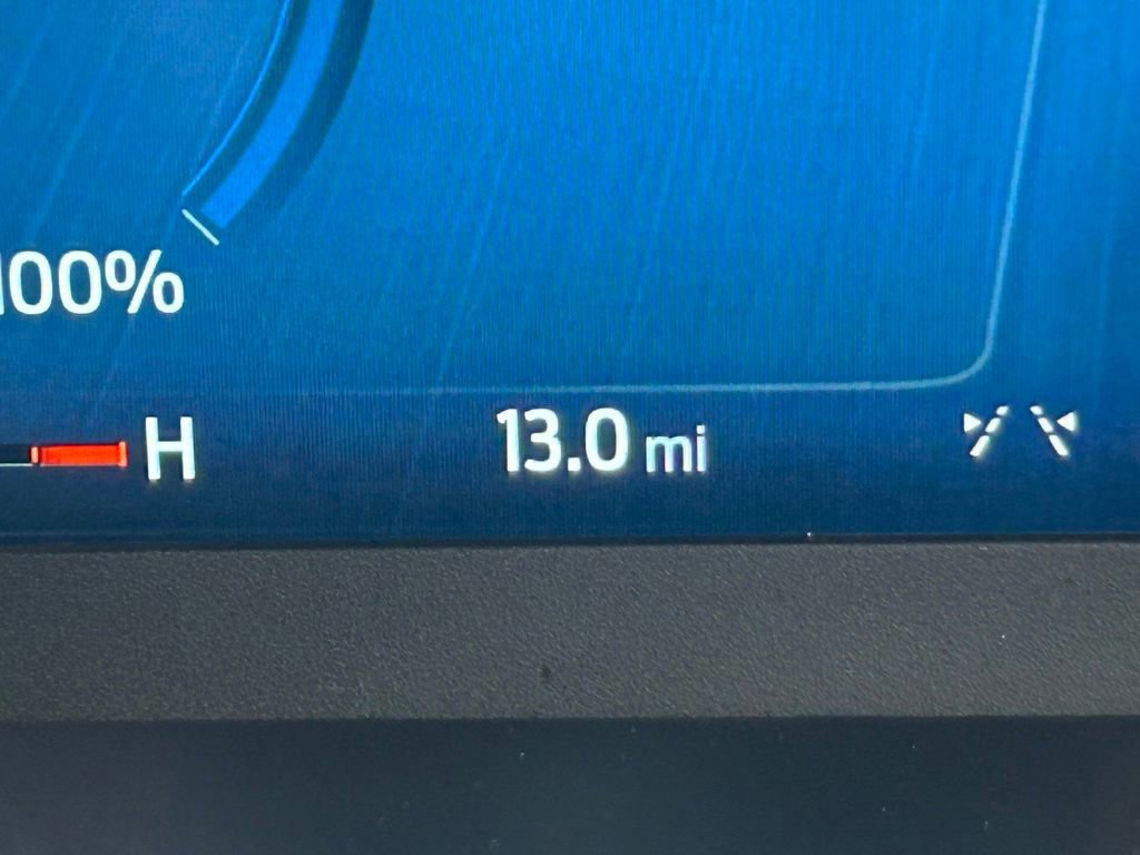 Certified 2024 Ford Escape SE w/ PHEV Premium Package image 43