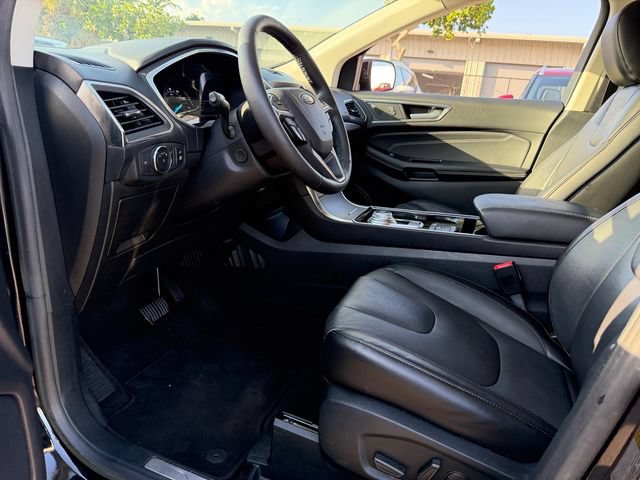 Certified 2020 Ford Edge Titanium w/ Cargo Accessory Package FWD image 11