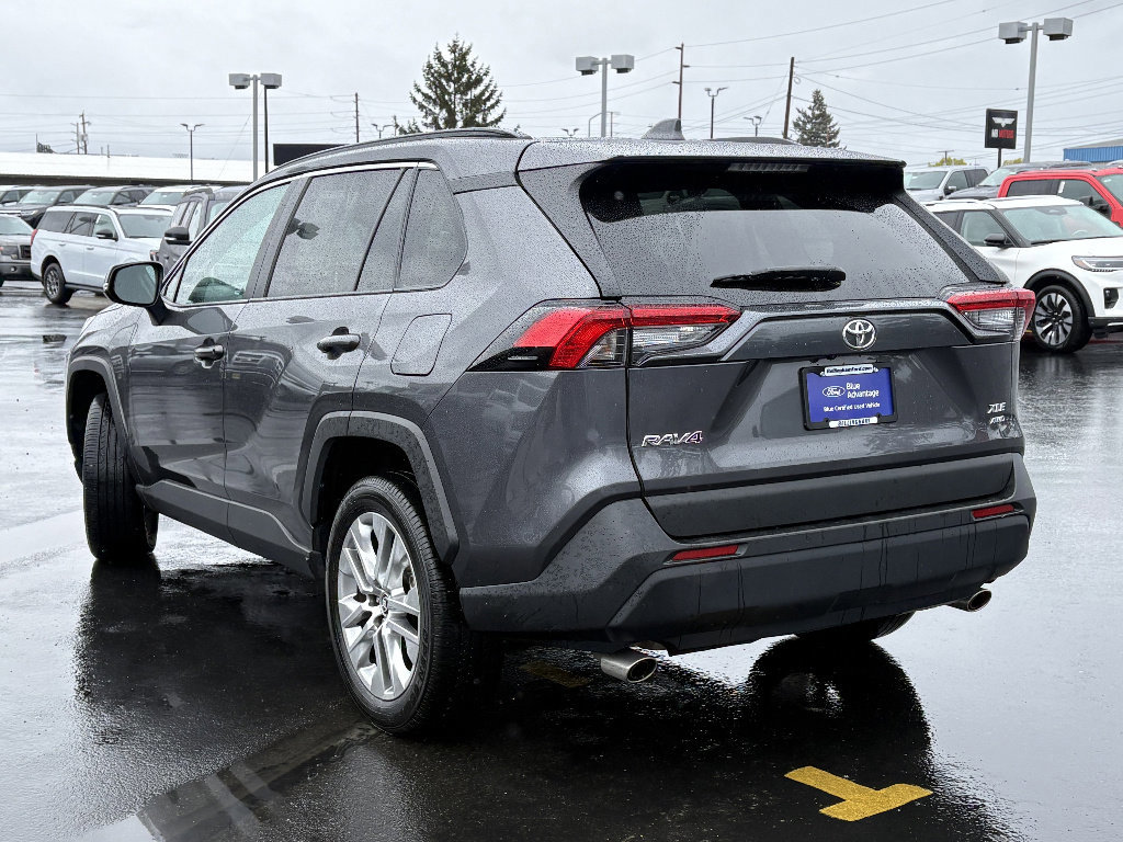 Used 2025 Toyota RAV4 XLE Premium w/ Weather Package AWD/4WD image 5