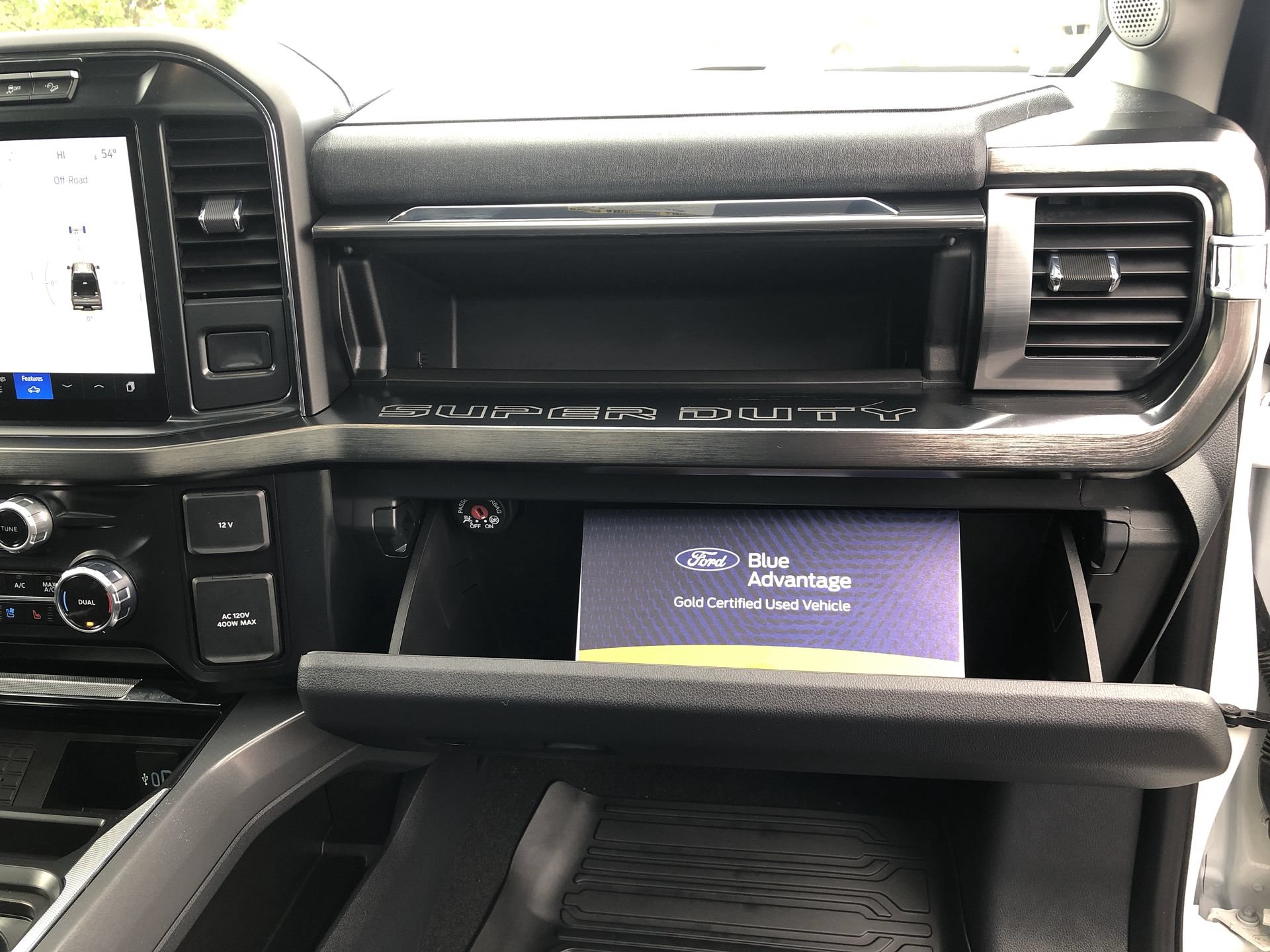 Certified 2024 Ford F250 Lariat w/ Lariat Ultimate Package AWD/4WD image 45