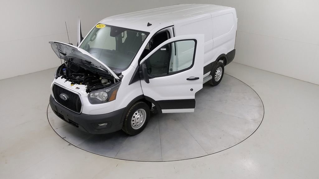 Certified 2023 Ford Transit 250 Low Roof AWD w/ Exterior Upgrade Package image 50