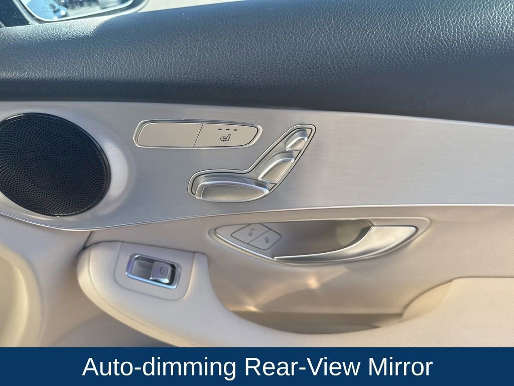 Used 2022 Mercedes-Benz GLC 300 image 32