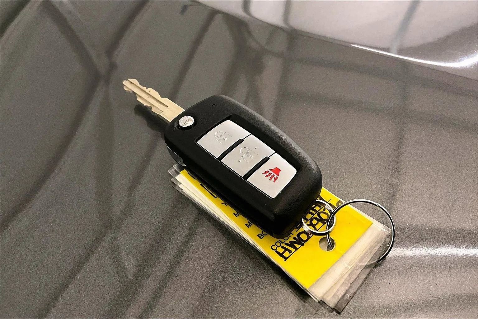 Used 2017 Nissan Rogue S image 9