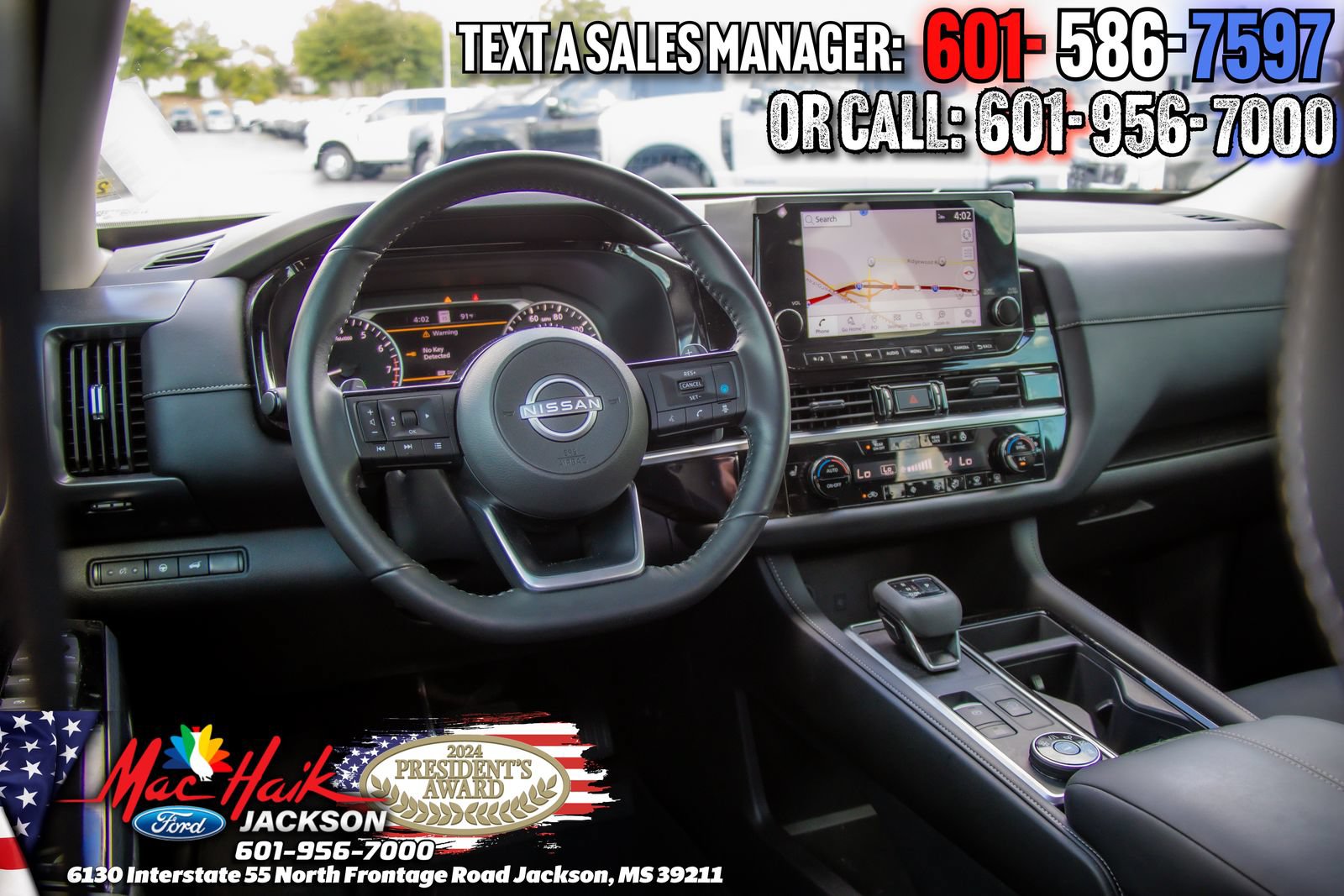 Used 2025 Nissan Pathfinder SL AWD/4WD image 6