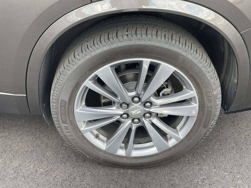 Used 2020 Cadillac XT6 Premium Luxury FWD image 9