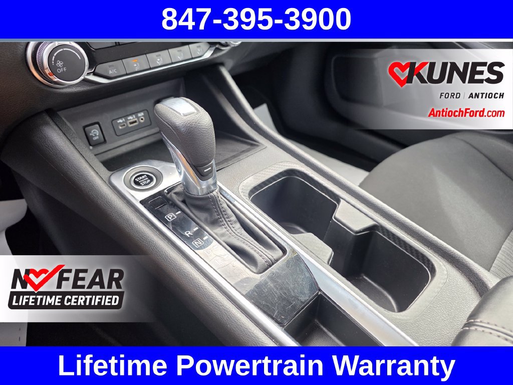 Used 2024 Nissan Sentra SV FWD image 41