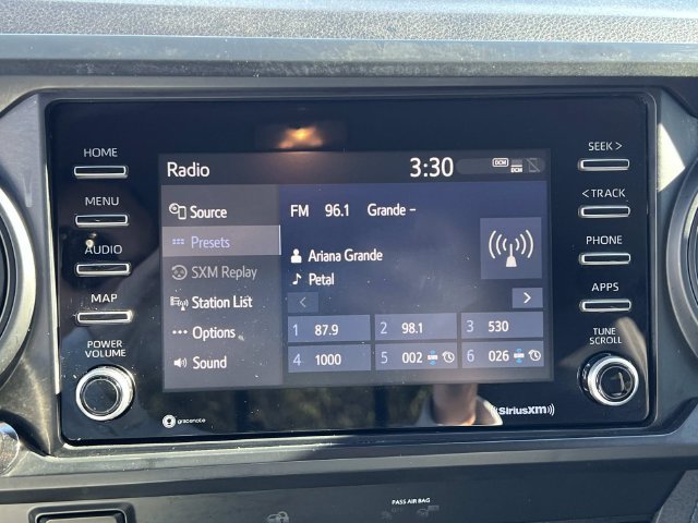 Used 2020 Toyota Tacoma SR AWD/4WD image 9