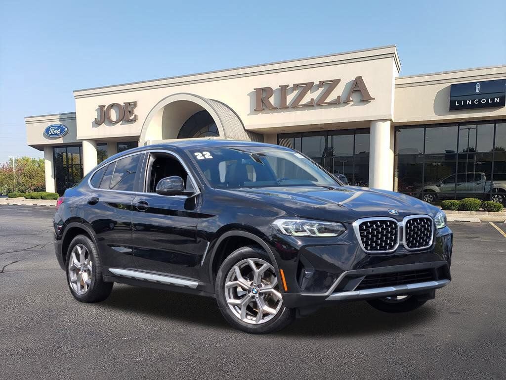 Used 2022 BMW X4 xDrive30i AWD/4WD video 1