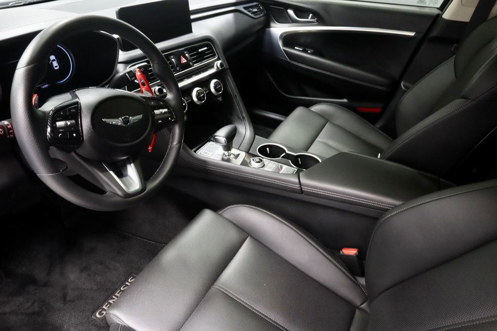 Used 2023 Genesis G70 2.0T image 24