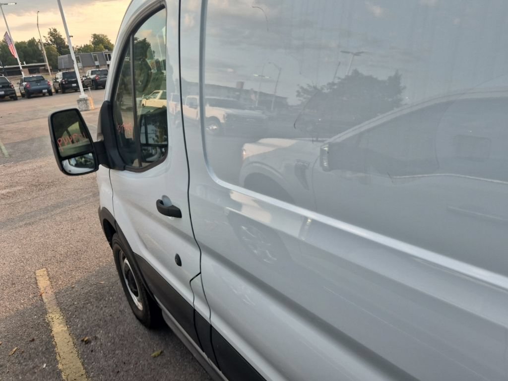 Certified 2023 Ford Transit 350 Low Roof RWD image 8