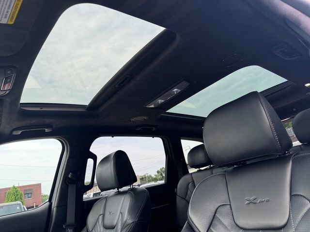 Used 2025 Kia Telluride SX Prestige X-Pro AWD/4WD image 21