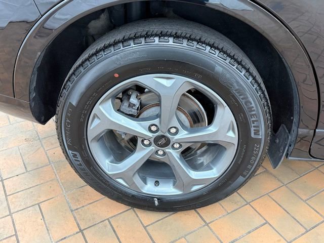 Certified 2024 Ford Escape ST-Line Select w/ Tech Pack #1 AWD/4WD image 10