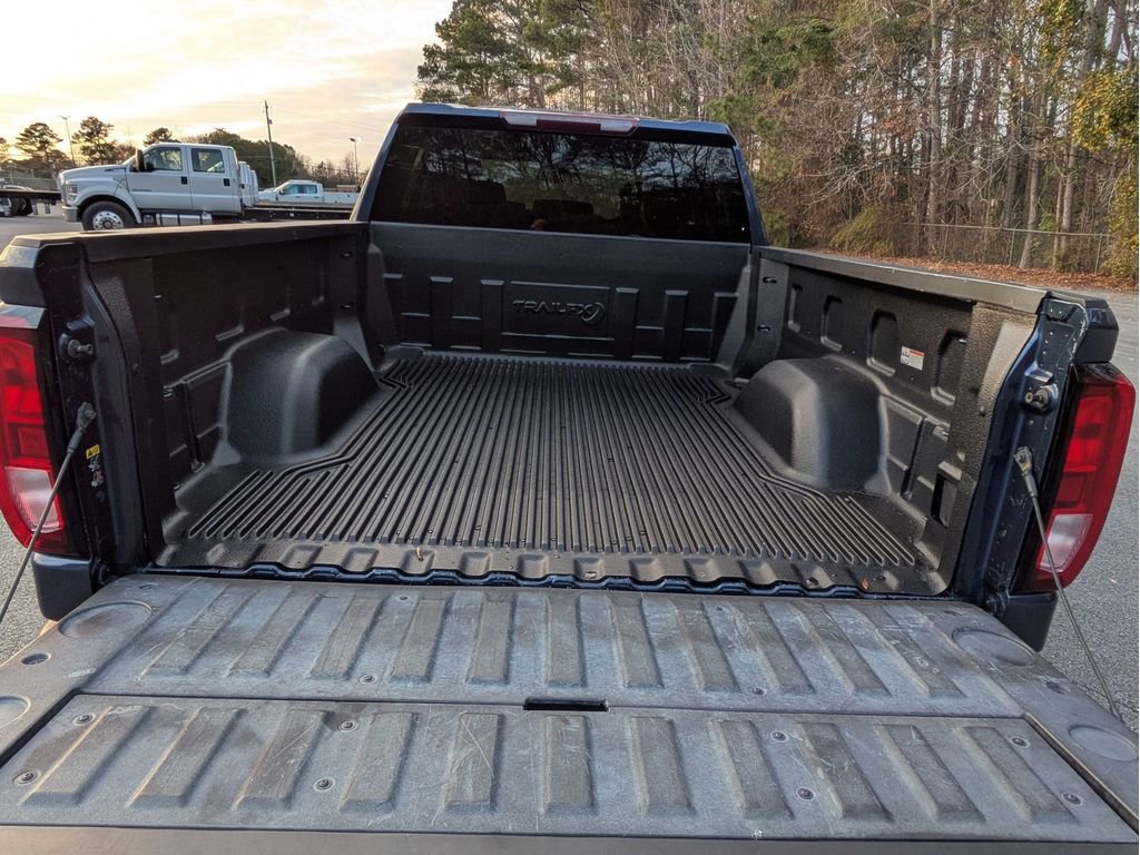 Used 2021 GMC Sierra 1500 Elevation image 9