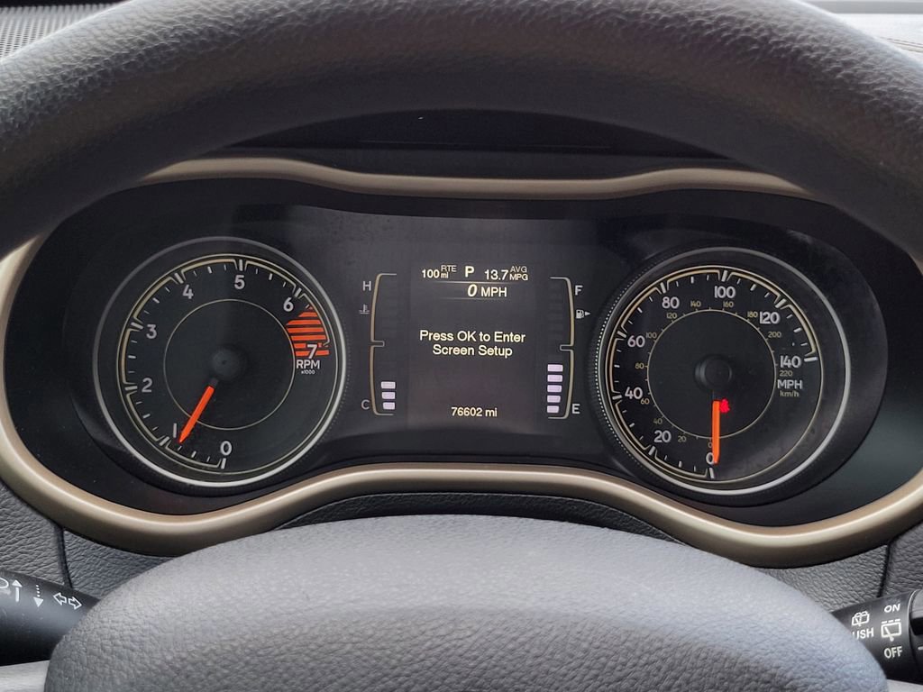 Used 2018 Jeep Cherokee Latitude image 32