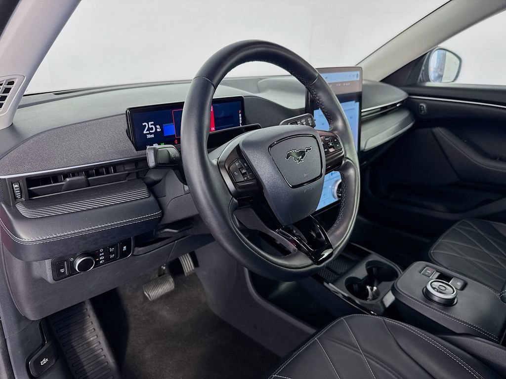 Certified 2024 Ford Mustang Mach-E Select RWD image 9