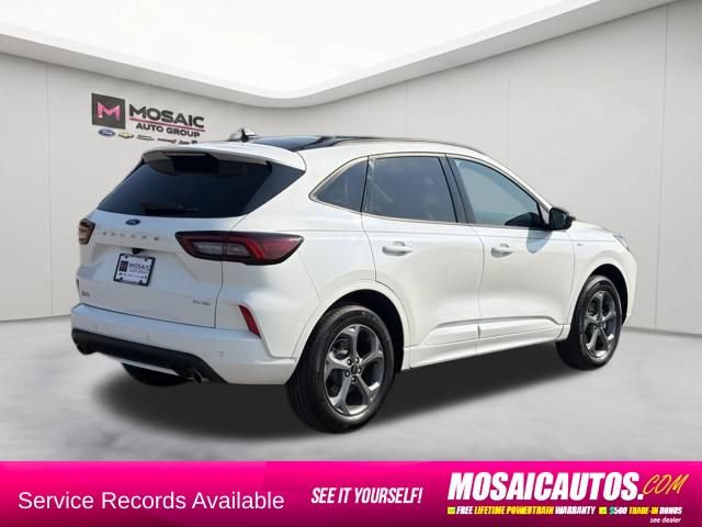 Certified 2024 Ford Escape ST-Line w/ Tech Pack #1 AWD/4WD image 7