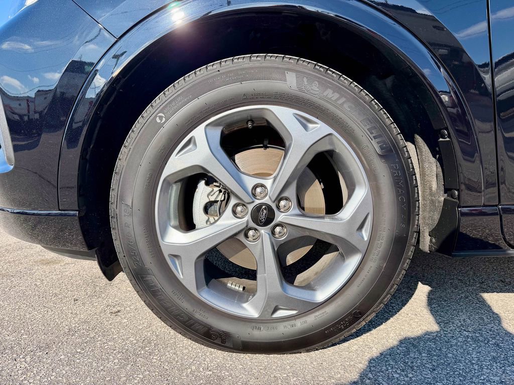 Certified 2024 Ford Escape ST-Line w/ Tech Pack #1 image 35