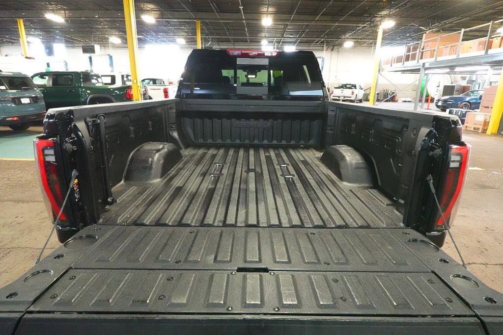 Used 2024 GMC Sierra 2500 AT4 w/ Technology Package AWD/4WD image 26
