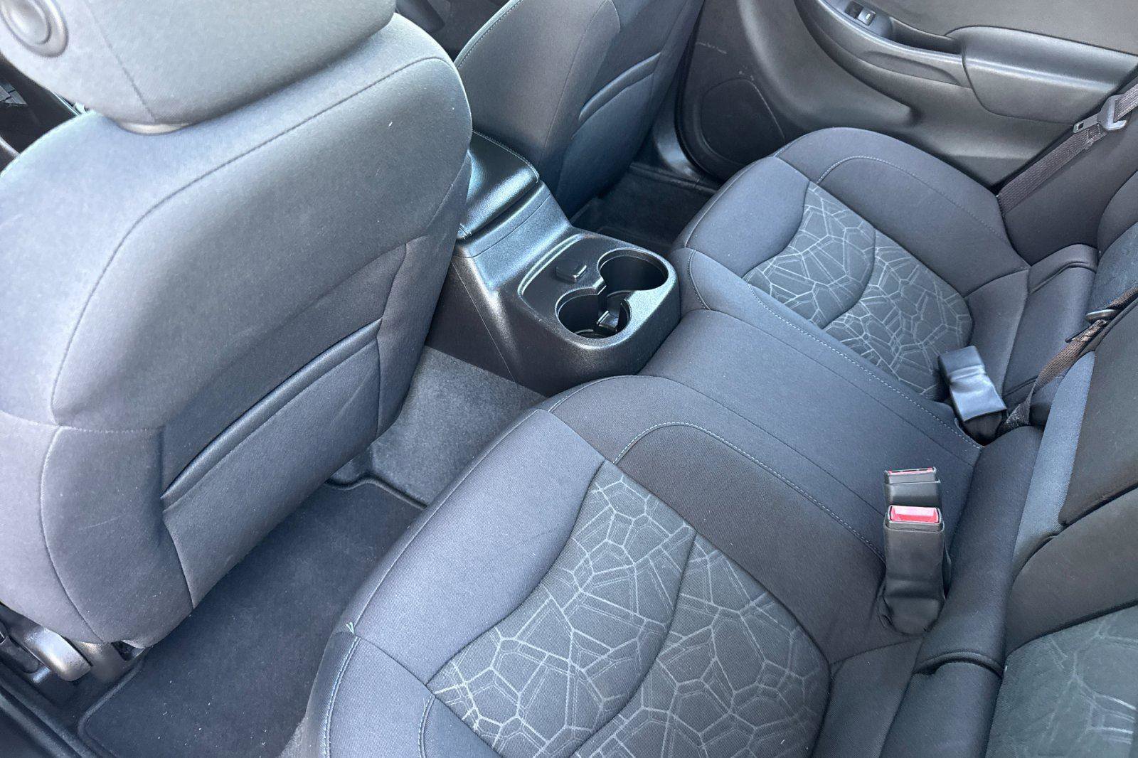 Used 2017 Chevrolet Volt LT w/ Comfort Package image 12