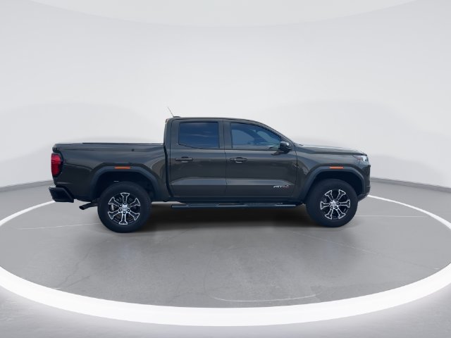 Used 2024 GMC Canyon AT4 w/ AT4 Premium Package AWD/4WD image 8